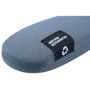 Schickes Brillenetui mit Metallscharnier mit Nylonbezug aus recycelten PET-Flaschen "MALMÖ" in Grau