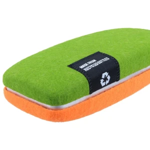 Schickes Brillenetui RIGA  mit Metallscharnier und einem zwei-farbigen Filzbezug aus recycelten PET-Flaschen in Orange-Grün