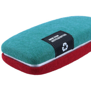 Schickes Brillenetui RIGA mit Metallscharnier und einem zwei-farbigen Filzbezug aus recycelten PET-Flaschen in Weinrot-Petrol